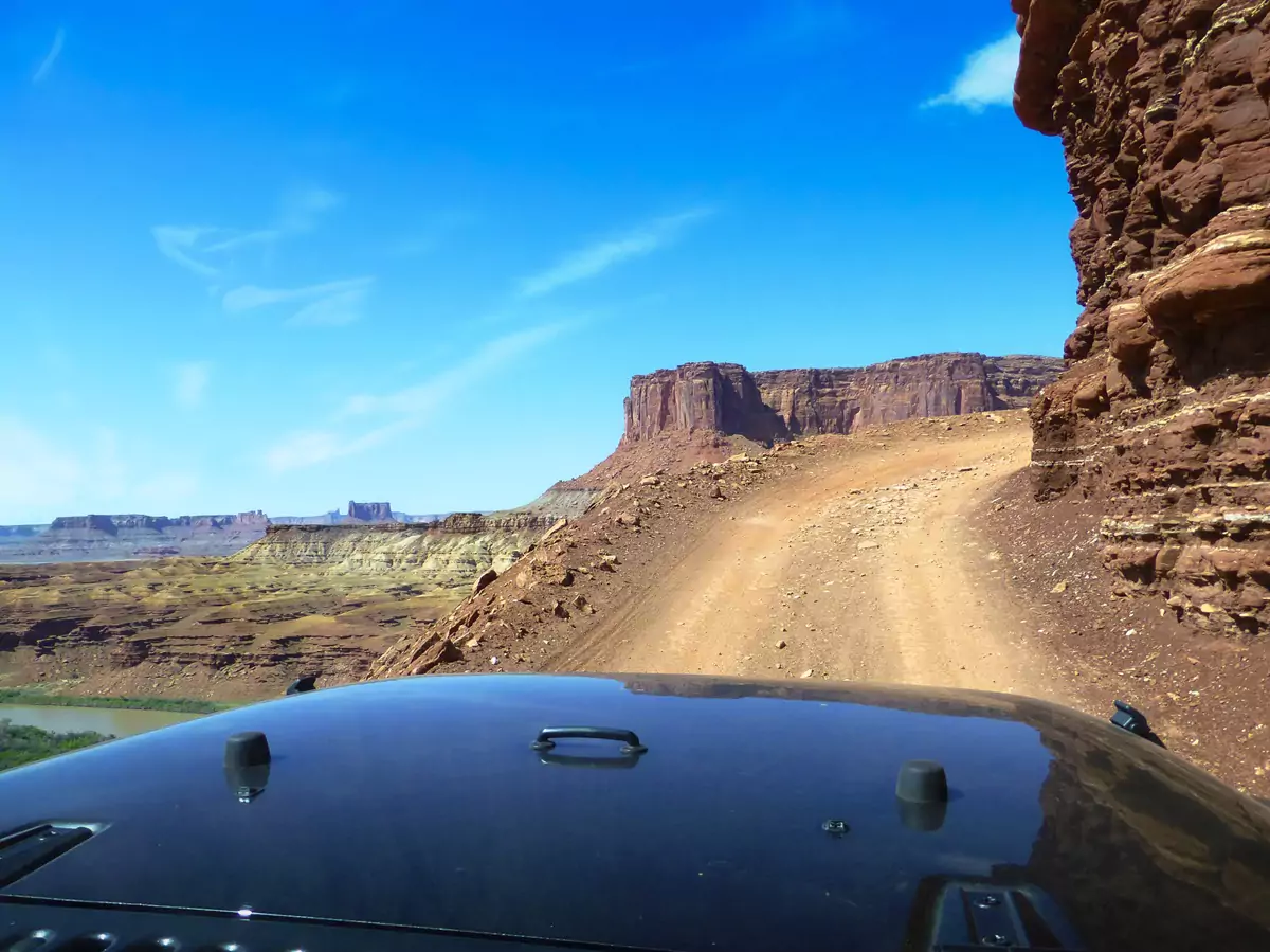 White Rim Drive How to Drive the White Rim Road in Canyonlands