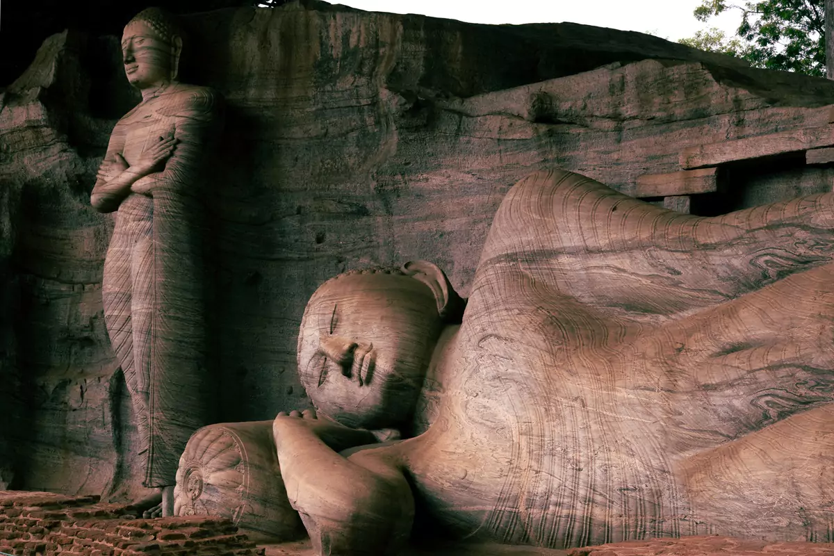 A reclining Budha statue at Gal-Vihara in Sri Lanka's 2nd capital of Polonnaruwa.